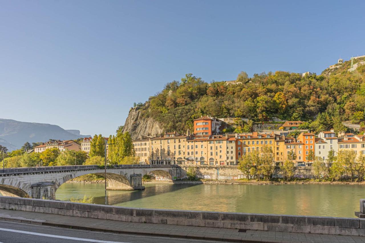 R'Apparts Studio Chic Des Quais Grenoble Buitenkant foto
